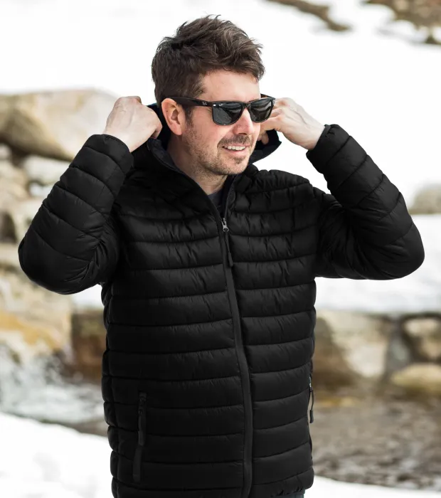 Lacná pánska prešívaná bunda, čierna