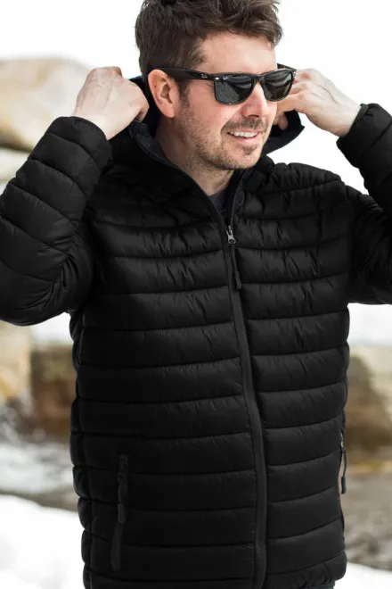 Lacná pánska prešívaná bunda, čierna