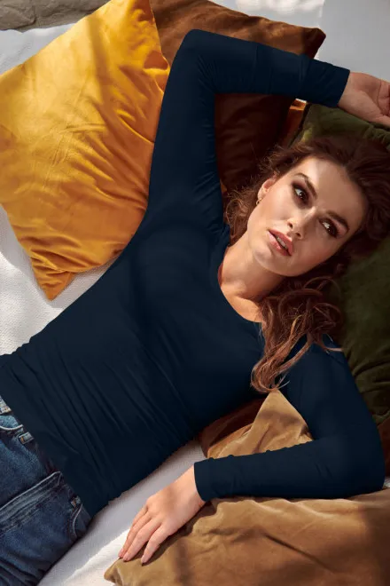 Lacné dámske tričko s dlhými rukávmi a hlbším výstrihom, tmavomodrá