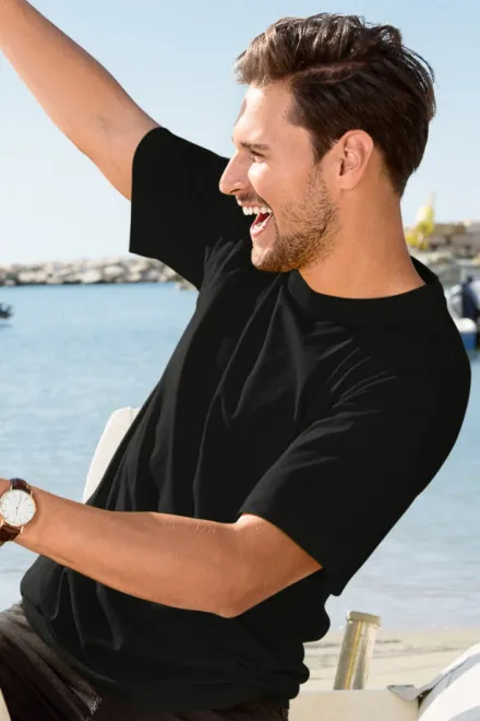 Lacné tričko klasické, čierna